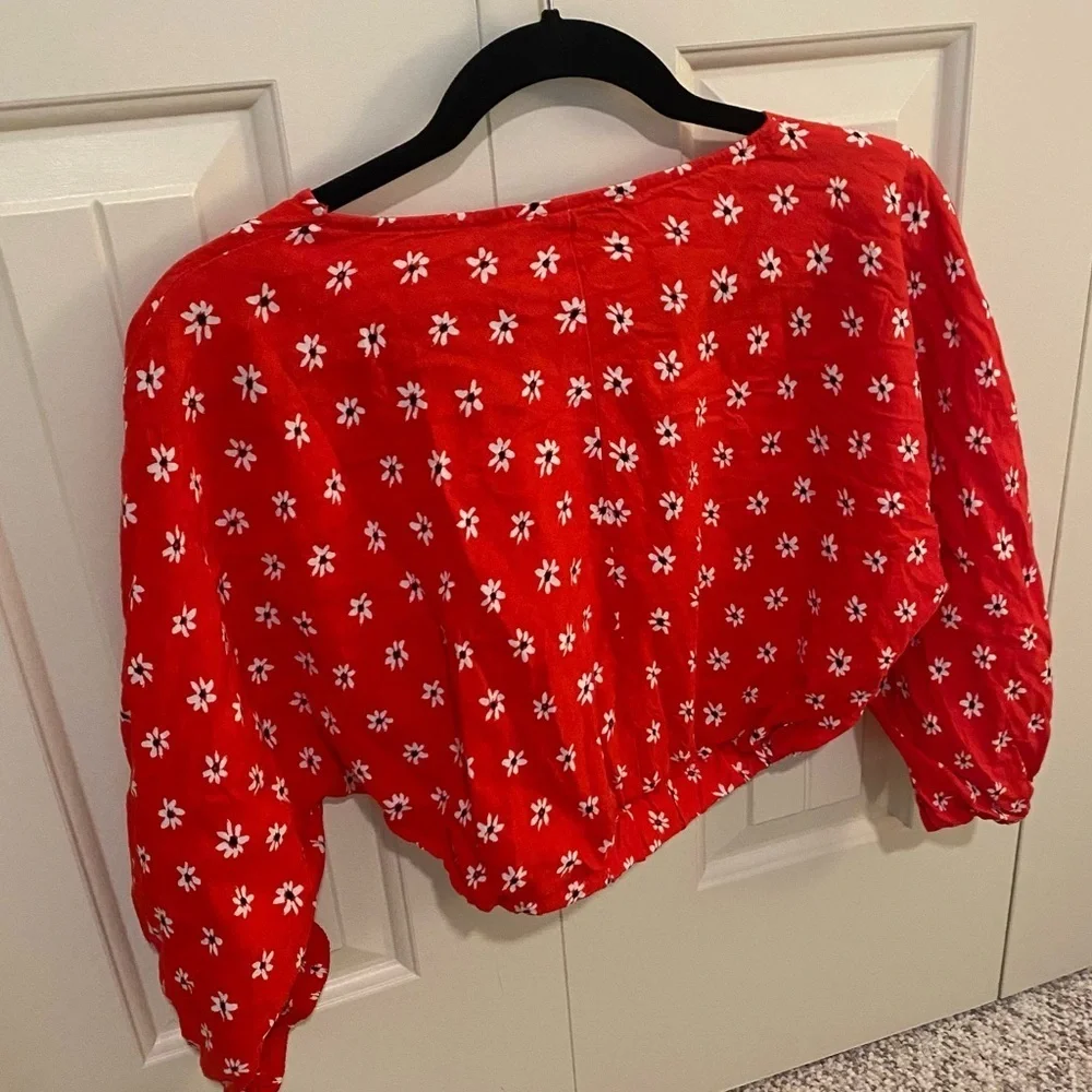 ZARA Red Floral Flowy Crop Top Shirt Tie Front Summer Beach Flirty Size Small - Picture 7 of 7